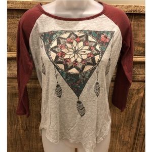 Graphic Tee with 3/4 length sleevss